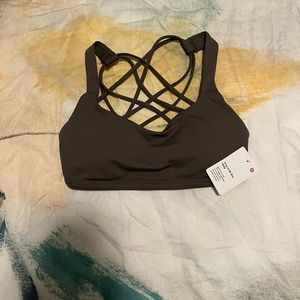 Lululemon NWT Free To Be Wild Sports Bra, Size 2, Olive Green, Great Condition